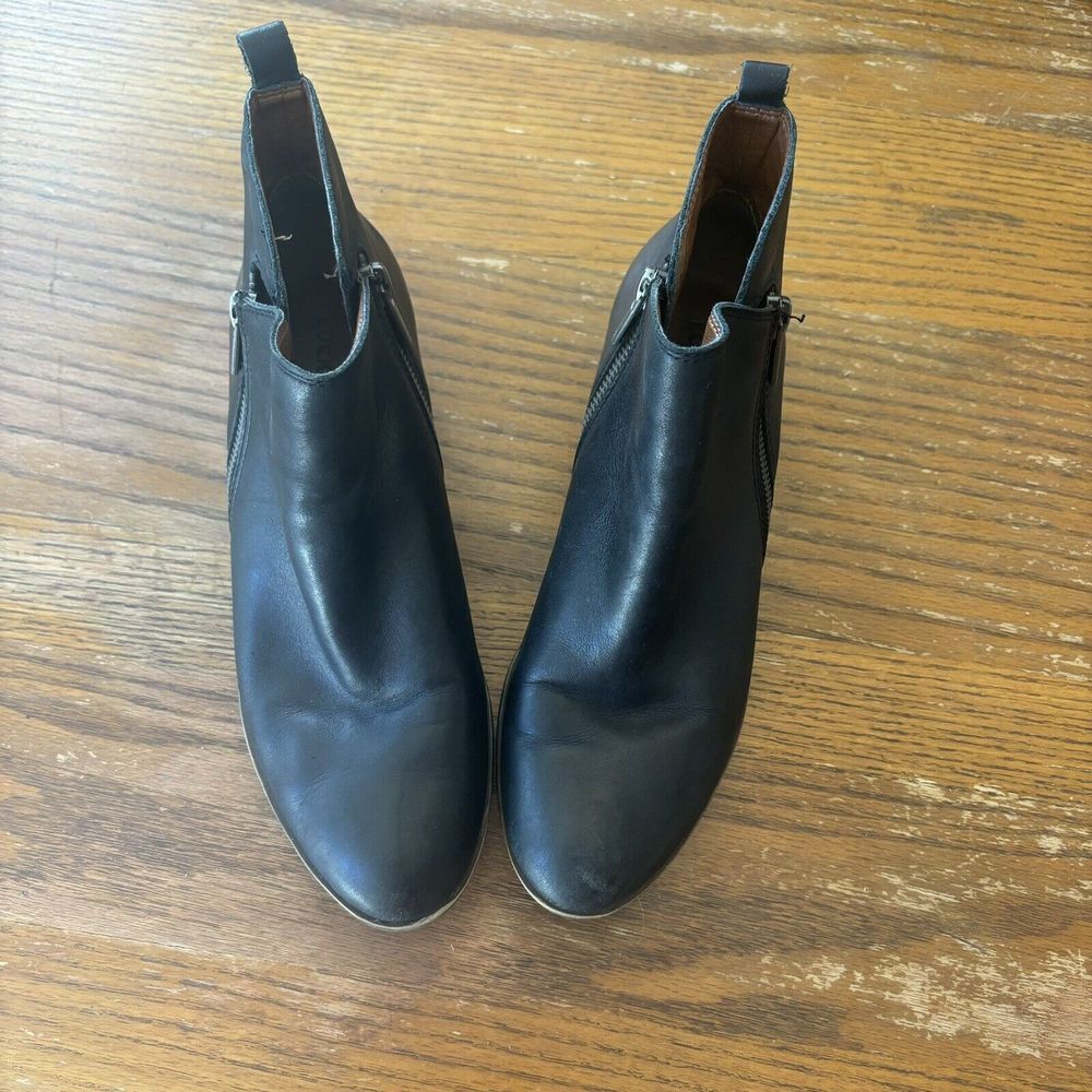Lucky Brand Basel ankle boots black leather block heel side zip womens 7M